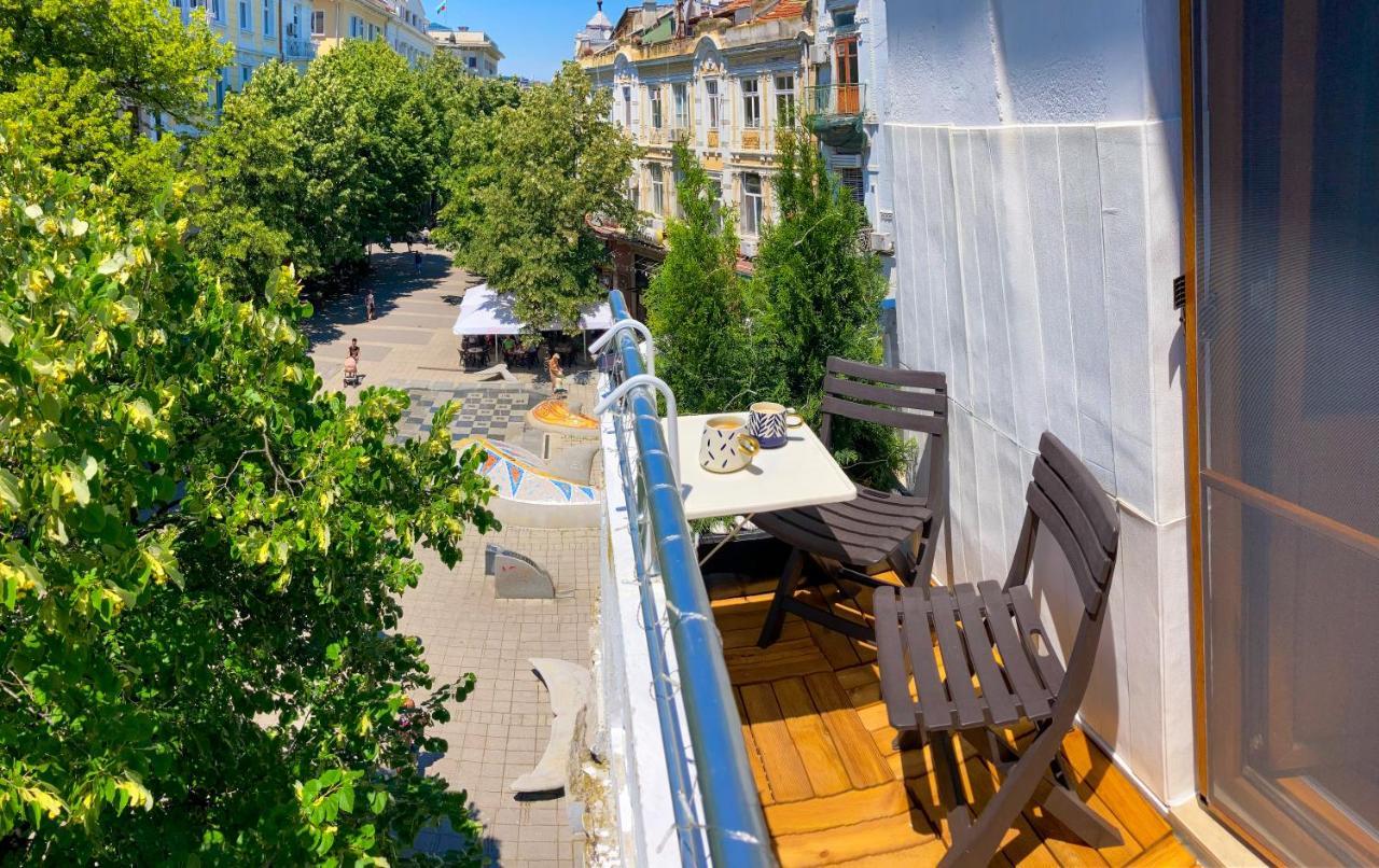 Central Station Seaside Apartment Burgas Exterior photo